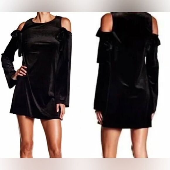 NWT Romeo & Juliet Couture Velvet Like Ribbon Tie Cold Shoulder Dress Burgundy - Picture 6 of 7